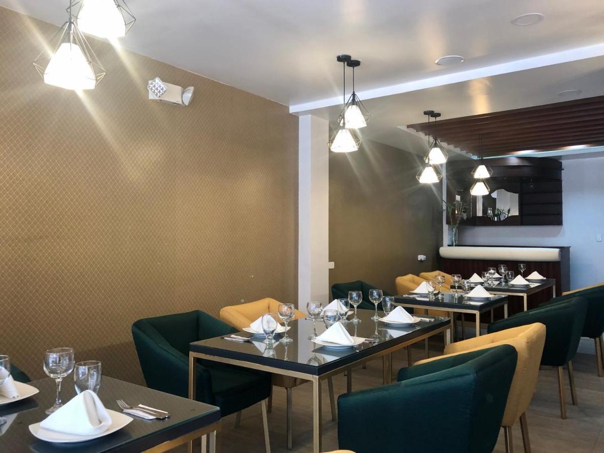 Hotel Makroz Latacunga Zewnętrze zdjęcie