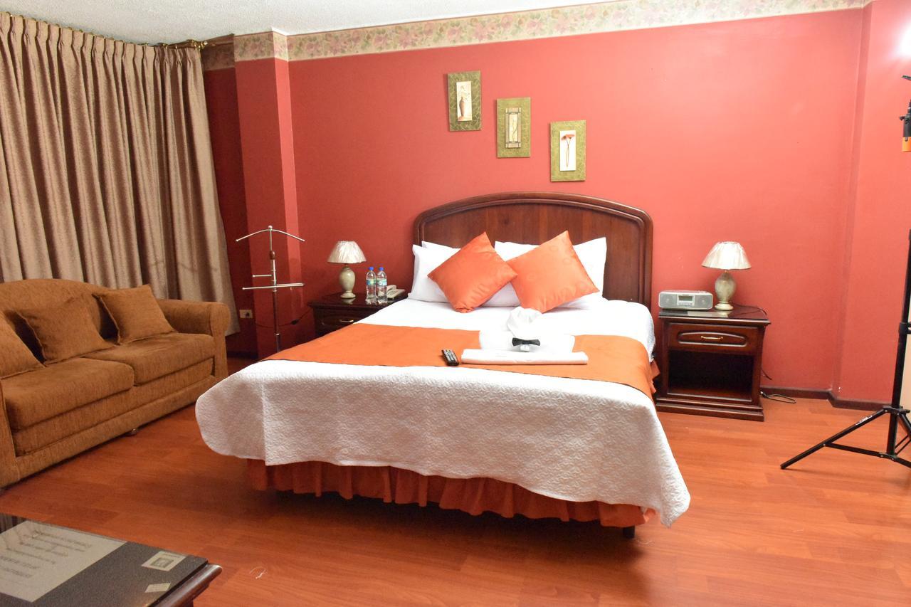 Hotel Makroz Latacunga Zewnętrze zdjęcie