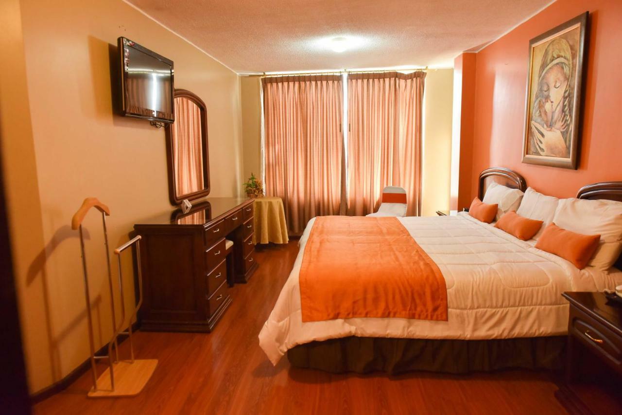 Hotel Makroz Latacunga Zewnętrze zdjęcie
